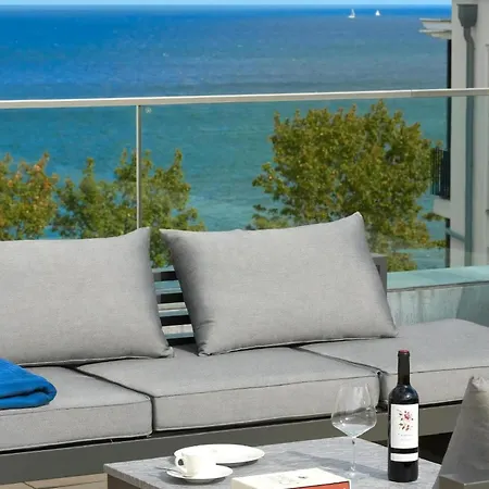 Strandnahe Meerselig Mit Balkon Apartamento Sellin (Rugen)